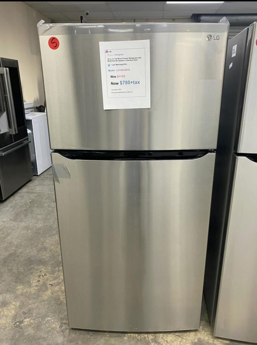 24 cu.ft. Top Mount Freezer Refrigerator with MultiFlow Air System in