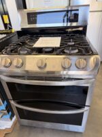 6.9 cu. ft. Gas Double Oven Range with ProBake Convection® and EasyClean® - Image 3