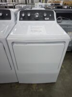 7.2cu.ft. vented Gas Dryer in White with Auto Dry and Extended Tumble - Image 2