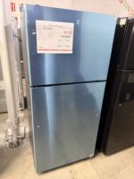 GE Energy Star 19.2cu.ft. Top-Freezer Refrigerator - Image 2