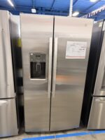 GE Energy Star 25.3cu.ft. Side-By-Side Refrigerator - Image 2